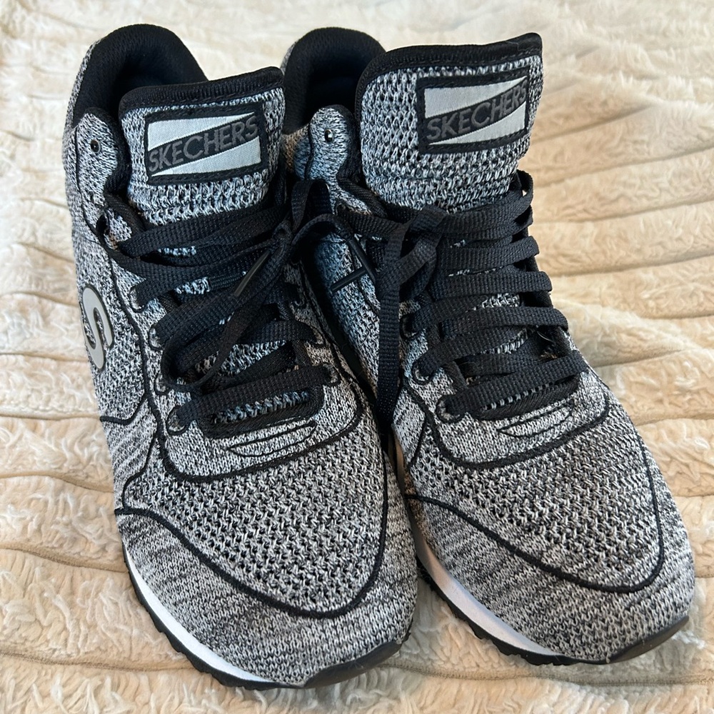 Skechers High Top Shoes
